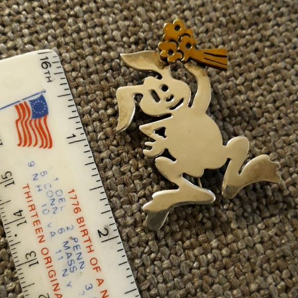 Brooch of Rabbit silver and brass - Picture 4 of 5